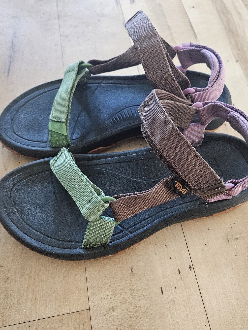 Teva Hurricane XLT2 Sandals, Desert Muliti (Black/Brown/Green/Purple) 8